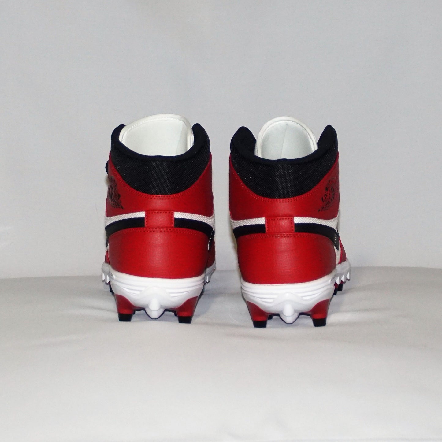 AIR JORDAN 1 TD MID "Chicago" White/Varsity Red/Black Football Cleat - NEW in Box